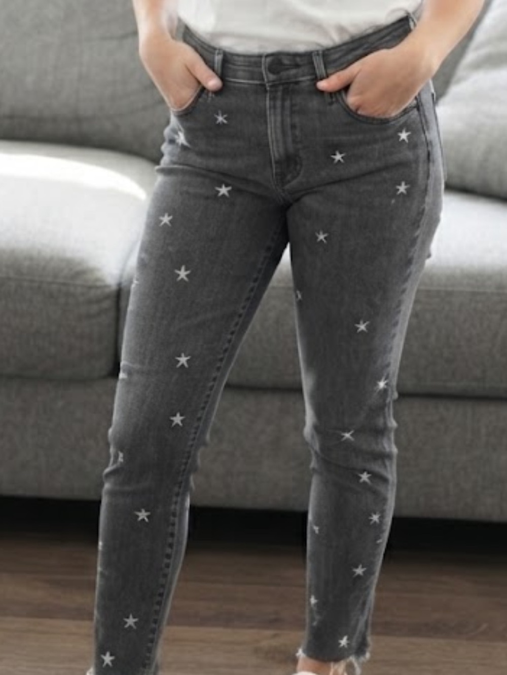 Abercrombie & Fitch Gray Skinny Jeans with White Star Print - Size 4